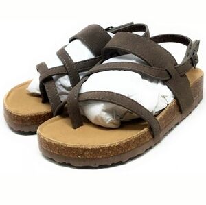 Steve Madden Girls Tbolt Bolt Flat Strappy Sandal